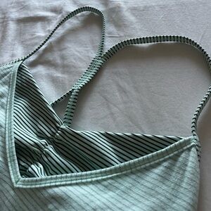 Lululemon workout top